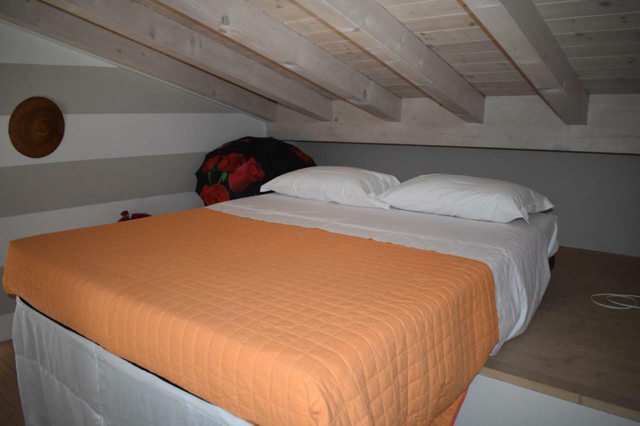 Mimosa Apartments Soiano Del Lago Dış mekan fotoğraf